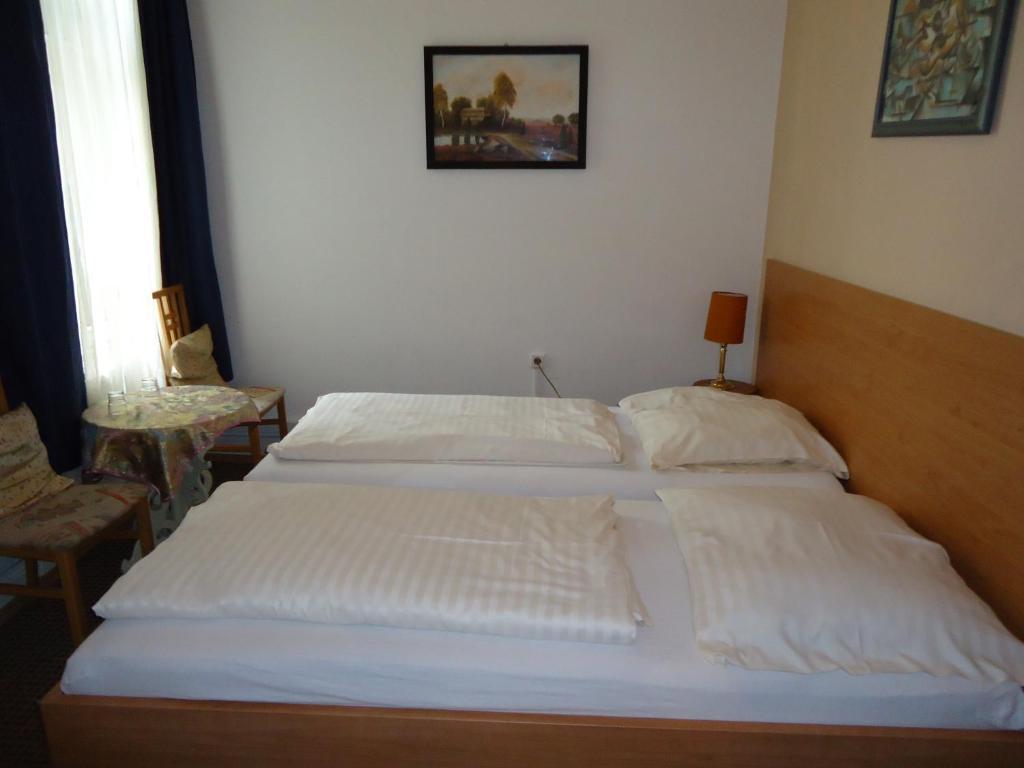 Hotel Garni Nord Hamburg Room photo
